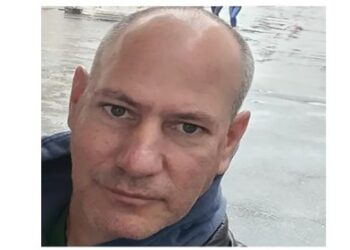 নিজের দেশের সমালোচনা করে যুদ্ধ বন্ধের দাবি করা বন্দি খুন হলেন সন্ত্রাসী হামাসের হাতে