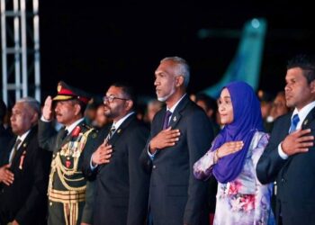 পেটে টান পড়তেই টনক নড়েছে ইসলামি রাষ্ট্র মালদ্বীপের, নরেন্দ্র মোদীর সামনে নতজানু মহম্মদ মুইজ্জু