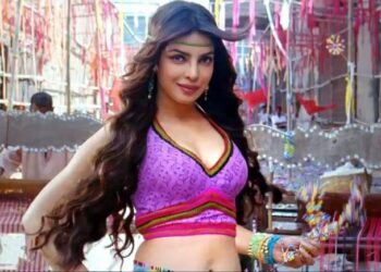 শুটিং সেটে আহত হয়েছেন অভিনেত্রী প্রিয়াঙ্কা চোপড়া