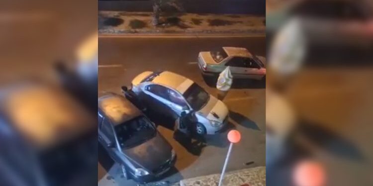 ইরানের সেনা ঘাঁটিতে বন্দুকধারীর হামলা, নিহত ৩ সেনা ও ২ হামলাকারী