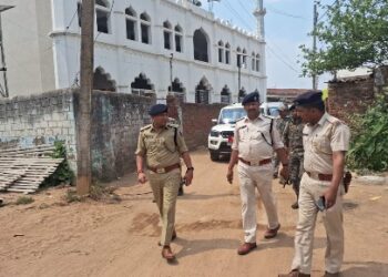 রাঁচিতে রামনবমীর আগে ড্রোন ক্যামেরায় নজরদারির সময় মুসলিমদের বাড়ির ছাদে মিললো প্রচুর ইঁট ও পাথর