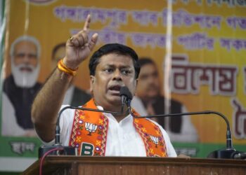 “নিজ দেশে হিন্দুদের দ্বিতীয় শ্রেণীর নাগরিক করতে চাইছে তৃণমূল” : মুখ্যমন্ত্রীর ‘রামনবমী ওদের দাঙ্গা করার দিন’ বক্তব্যের প্রতিক্রিয়ায় সুকান্ত মজুমদার