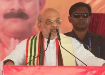 বিজেপিকে ৩৫ টা আসন দিলে বাংলাকে অনুপ্রবেশমুক্ত করার প্রতিশ্রুতি দিলেন অমিত শাহ