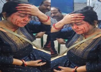 খাস কলকাতায় বিজেপি নেত্রীর উপর হামলার অভিযোগ তৃণমূল আশ্রিত দুষ্কৃতীদের বিরুদ্ধে
