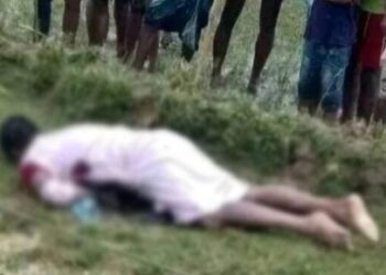 ফজরের নামাজ পড়াতে মসজিদে যাওয়ার পথে বজ্রাঘাতে মৃত ইমাম