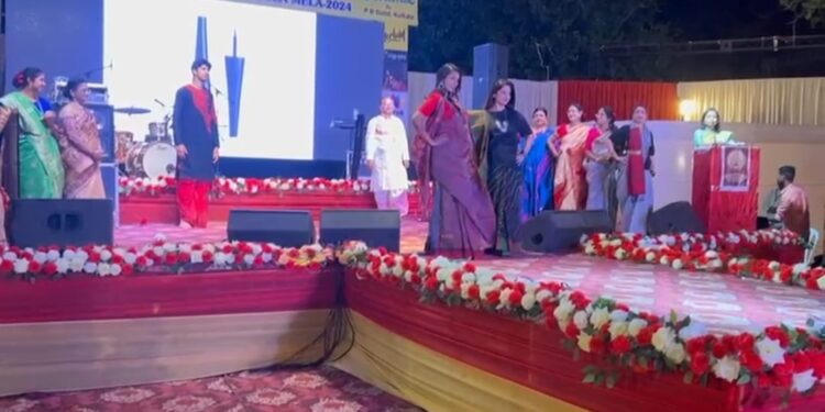 উত্তরপ্রদেশের কানপুরে ‘বাংলা মেলা’য় মেতে উঠল বাঙালিরা