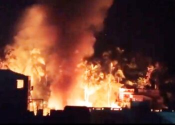 “জয় শ্রীরাম” শ্লোগান দেওয়ায় রানাঘাটে মহিলাকে খুন এবং ভজন বাজানোয় ডায়মন্ডহারবারে প্রতিমা বিসর্জনের শোভাযাত্রায় হামলার অভিযোগ