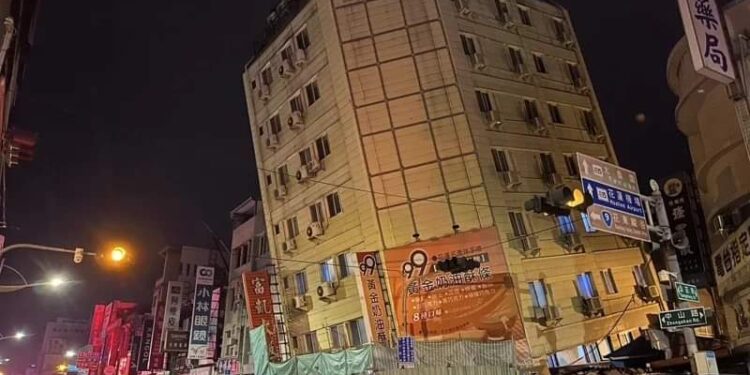 তাইওয়ানে ১২ ঘন্টায় অন্তত ৮০ টি ভূমিকম্প ও আফটারশকের ঘটনা ঘটেছে