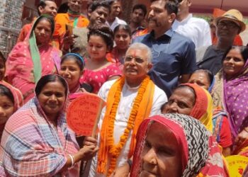 ‘রোজ লেবুজল পান করুন আর পান্তা ভাত খান’ : গরমে সুস্থ থাকার টিপস দিলেন “মিস্টার কুল” দিলীপ ঘোষ