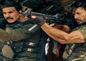 অক্ষয় কুমার-টাইগার শ্রফের ‘বড়ে মিয়া ছোটে মিয়া’র ৪২৩ সেকেন্ডের দৃশ্যে কাঁচি চালিয়েছেন নির্মাতারা