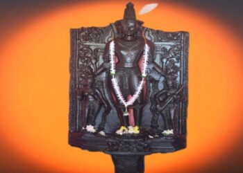 মঙ্গলকোটে অজয় নদ থেকে মিললো সেন যুগের বিষ্ণুমূর্তি