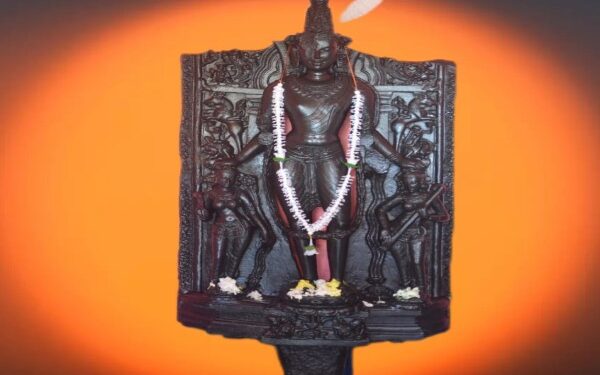 মঙ্গলকোটে অজয় নদ থেকে মিললো সেন যুগের বিষ্ণুমূর্তি