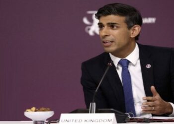 অবৈধ মুসলিম অভিবাসীদের রুয়ান্ডায় পাঠাবে ঋষি সুনাকের নেতৃত্বাধীন ব্রিটিশ সরকার