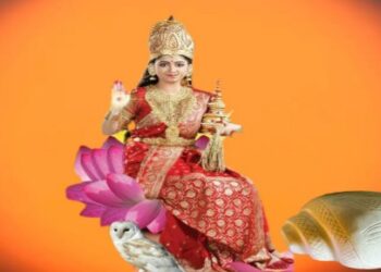 ঘরে শঙ্খ রাখলে এই ৭টি নিয়ম মেনে চলুন, লক্ষ্মীর কৃপা লাভ হবে