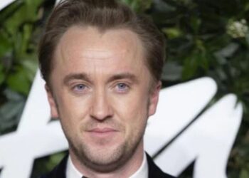 হংসল মেহতার ‘গান্ধী’ সিরিজে অভিনয় করবেন ‘হ্যারি পটার’ তারকা টম ফেল্টন