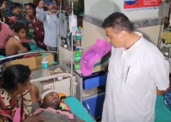 নন্দীগ্রামে খুন হওয়া বিজেপি কর্মীর মায়ের খুনিদের সাথে আইসির ‘মিটিং’ : চাঞ্চল্যকর অভিযোগ শুভেন্দুর