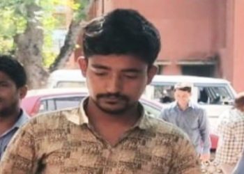 কাটোয়ায় বাড়ির সামনে থেকে আইনজীবীর বাইক চুরি, বীরভূমের চোর ইমদাদুল্লা শেখ গ্রেফতার চেন্নাই থেকে