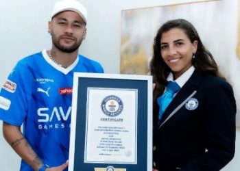 টানা ৩৪ ম্যাচে অপরাজিত থেকে গিনেসবুকে নাম তুললো নেইমারের ক্লাব