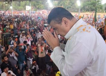 মাধ্যমিকের দেড় লক্ষ্য ছেলেমেয়ে অকৃতকার্য হওয়ার রাজ্যের শিক্ষা ব্যবস্থা নিয়ে প্রশ্ন তুললেন শুভেন্দু অধিকারী