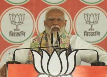 আমার কোন উত্তরাধিকার নেই, আপনাদের সন্তানরাই আমার উত্তরাধিকারী, ওদের জন্য আমি কিছু রেখে যেতে চাই : নরেন্দ্র মোদী