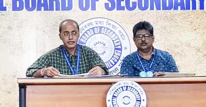 মাধ্যমিকে পাশের হার ৮৬.৩১ শতাংশ, প্রথম কোচবিহার রামভোলা হাইস্কুলের ছাত্র চন্দ্রচূড় সেন