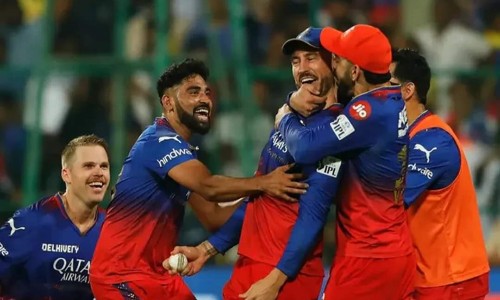 আইপিএল ২০২৪ : চেন্নাই সুপার কিংসের বিরুদ্ধে রোমাঞ্চকর জয়ে প্লে-অফে জায়গা করে নিল রয়্যাল চ্যালেঞ্জার্স ব্যাঙ্গালোর