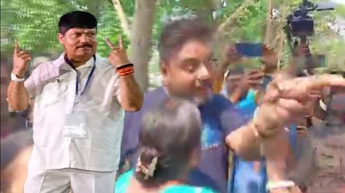 বারাকপুরের বুথে লোডশেডিং-এর কারনে ভোট বন্ধ, তৃণমূল নেতার বিরুদ্ধে মহিলার উপর হামলা চালানো ও বিজেপি প্রার্থীকে হুমকি দেওয়ার অভিযোগ