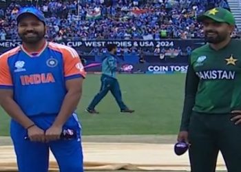 টি-২০ বিশ্বকাপ : পাকিস্তানের বিরুদ্ধে শুরুতেই ধাক্কা খেল ভারত, হারাল উদ্বোধনী জুটি বিরাট কোহলি এবং রোহিত শর্মাকে