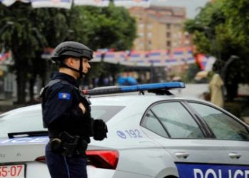 সার্বিয়ায় ইসরায়েলি দূতাবাসের রক্ষীকে তীর-ধনুক দিয়ে হামলাকারী সন্ত্রাসী খতম