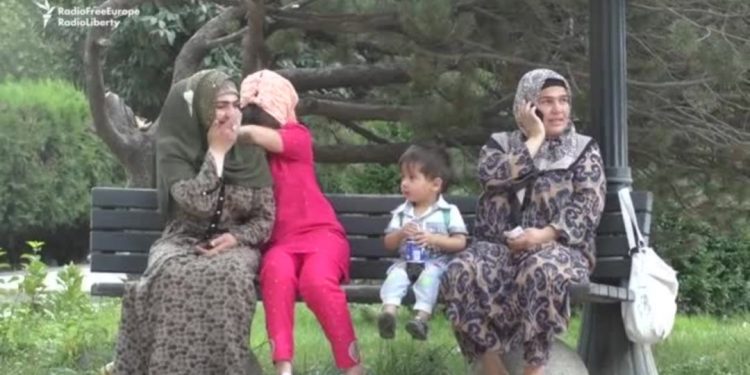 স্কুল,অফিস ও সার্বজনীন স্থানে হিজাব নিষিদ্ধ করল তাজিকিস্তান, নিষিদ্ধ হল ধর্মীয় উৎসব পালন ও দাড়ি রাখার প্রথা