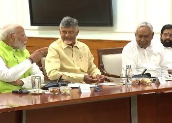এনডিএ জোটকে সমর্থন দিলেন নীতীশ কুমার ও চন্দ্রবাবু নায়ডু, আজ রাতেই রাষ্ট্রপতির কাছে সরকার গঠনের দাবি জানাতে চলেছে বিজেপি