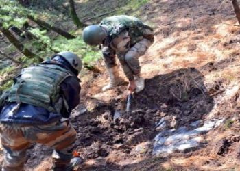 জম্মু ও কাশ্মীরের উরিতে ২ সন্ত্রাসী এনকাউন্টারে খতম