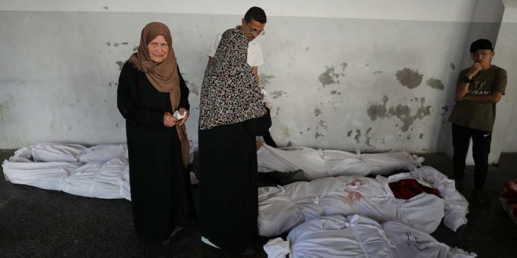 ইসরায়েলি বিমান হামলায় হামাসের রাজনৈতিক কার্যালয়ের প্রধানের বোনসহ ১৪ জনের মৃত্যু