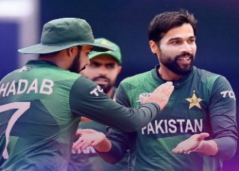 টি-২০ বিশ্বকাপে খারাপ পারফরম্যান্সের জন্য পাকিস্তান ক্রিকেট দলের বিরুদ্ধে রাষ্ট্রদ্রোহের মামলা