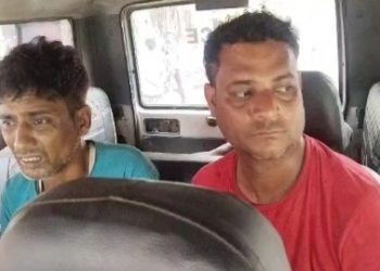 দিন দুপুরে ছাগল চুরি,হাতেনাতে ধরা পরল ৩ গুনধর মহিদুল-আরশাদ-সোহান শেখ