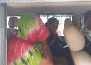 ভয়ংকর কাণ্ড, মেমারিতে-নাতনির সামনে দিদিমাকে গণধর্ষণ করে লুটপাট চালালো সশস্ত্র দুস্কৃতিরা