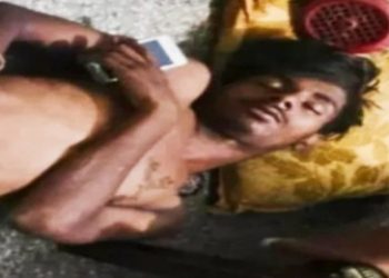 চিকিৎসকের বাড়িতে চুরি করতে ঢুকে এসি ও ফ্যান চালিয়ে নাক ডাকিয়ে ঘুম, পুলিশ এসে ঘুম ভাঙিয়ে…..