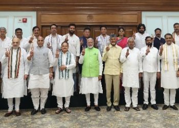 এনডিএ বা ইন্ডি জোটের অংশ নয় এমন ১৭ নির্দল সাংসদের দিকে নজর বিজেপির