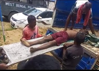 স্বামীকে শ্বাসরোধ করে খুন করে ঘরে তালা ঝুলিয়ে পালানোর অভিযোগ স্ত্রীর বিরুদ্ধে