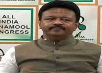 ‘যারা ইসলাম নিয়ে জন্মায়নি, সেই দুর্ভাগাদের দাওয়াত-এ ইসলামের মাধ্যমে ঈমান নিয়ে আসলে আল্লাহতালা খুশি হবে’ : ধর্মীয় অনুষ্ঠানে বললেন রাজ্যের মন্ত্রী ফিরহাদ হাকিম, কেন্দ্র সরকারের কাছে তদন্তের দাবী জানালো বিজেপি