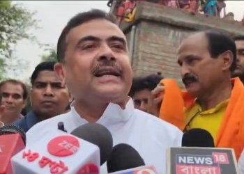 ‘একজন নিম্ন মেধার অর্ধশিক্ষিত মুখ্যমন্ত্রীকে আমাদের বয়ে নিয়ে যেতে হচ্ছে, এটা পশ্চিমবঙ্গের দুর্ভাগ্য’ : মমতা ব্যানার্জিকে নজিরবিহীন আক্রমণ শুভেন্দু অধিকারীর