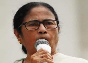 বাংলাদেশের মানুষদের আশ্রয় দেওয়ায় ঘোষণা করলেন মমতা ব্যানার্জি, ‘অত্যন্ত বিপজ্জনক প্রস্তাব’ : বললেন বিজেপি সাংসদ রাজু বিস্ত