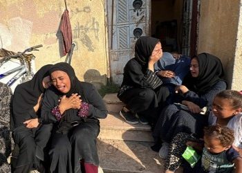 গাজার স্কুলে লুকিয়ে থাকা হামাস সন্ত্রাসীদের উপর ইসরায়েলের হামলা, মৃত অন্তত ২৯