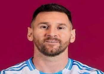 ফুটবল থেকে অবসর নিতে চলেছেন লিওনেল মেসি