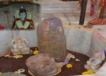 দেবী পার্বতীর মূর্তি চুরি করে করলে যুবকদের দ্রুত বিয়ে হয়, জানুন এই মন্দিরের আজব রীতি