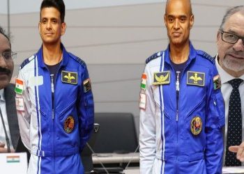 ভারতের প্রথম মনুষ্যবাহী মহাকাশ যানের ২ মহাকাশচারীর নাম ঘোষণা করেছে ইসরো