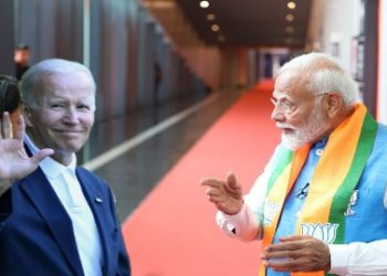 বাংলাদেশের হিন্দুদের নিরাপত্তা নিয়ে মার্কিন প্রেসিডেন্টের কাছে উদ্বেগ প্রকাশ করেছেন নরেন্দ্র মোদী