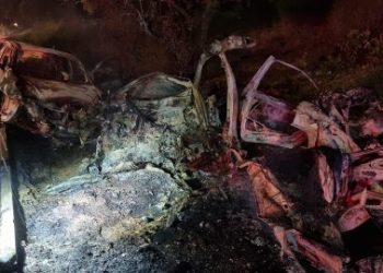 ওয়েস্ট ব্যাঙ্কে গুশ ইতজিয়নে দুই সন্ত্রাসীকে নির্মূল করেছে আইফিএফ, ইসরায়েলে আত্মঘাতী বোমা হামলার আহ্বান জানিয়েছেন হামাসের নেতা খালেদ মাশাল