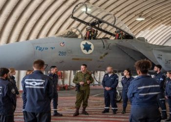 আটটি ইসলামিক দেশ মিলেও কেন ইসরায়েলকে নিয়ন্ত্রণ করতে পারছে না ? কি শক্তির বলে ইহুদি রাষ্ট্রটি আজ অপরাজেয় ?