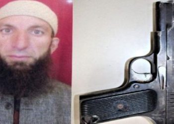 পুঞ্চে বিদেশি পিস্তলসহ গ্রেফতার হিজবুল মুজাহিদিনের সন্ত্রাসী মোহাম্মদ খলিল